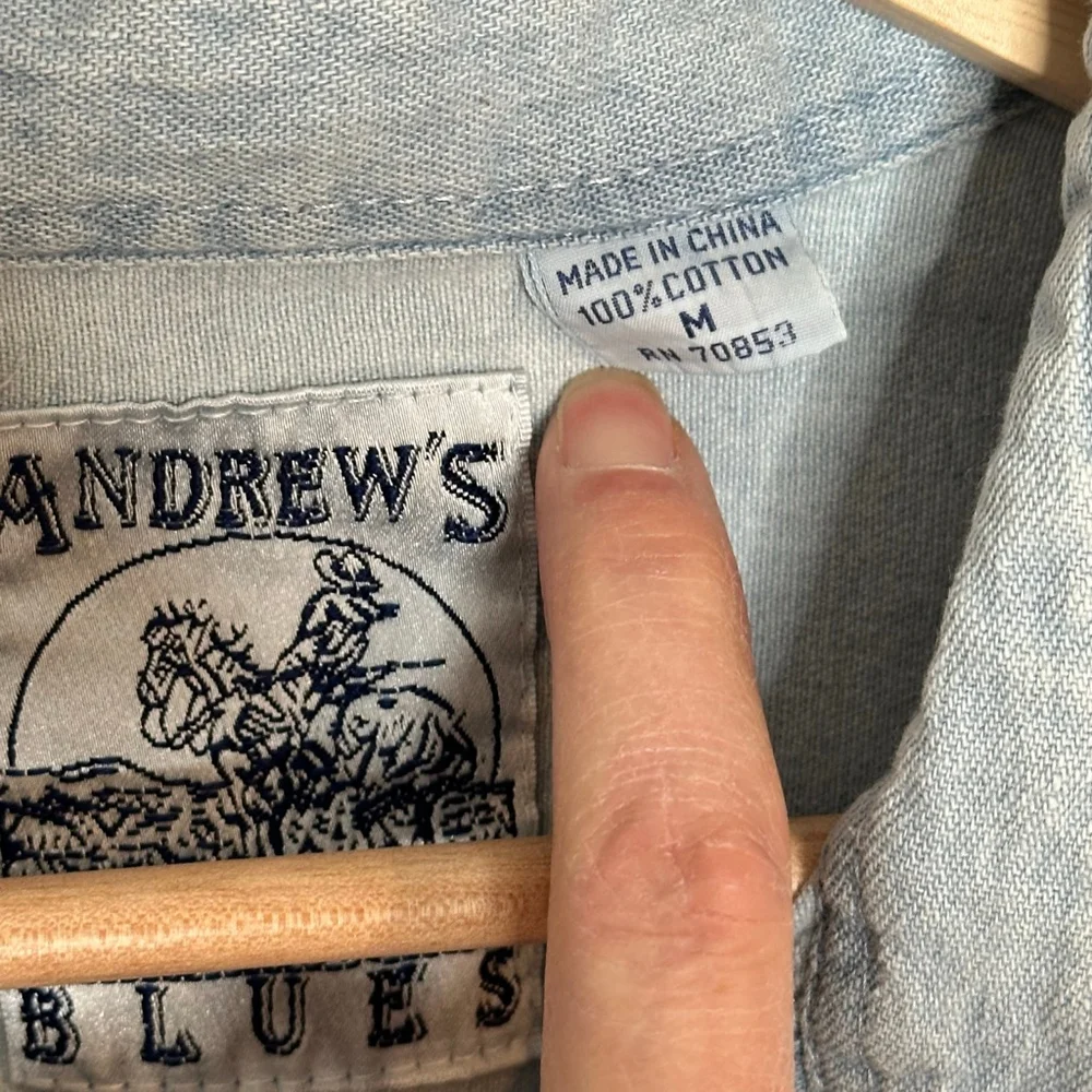 Vintage Celestial Stars and Moon Jewels Denim Shirt - Picture 5 of 5